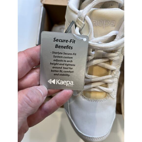 Kaepa Crossover Cheeleader White Sneakers w/ Aegis Shield Women's SZ 7.5 NWT - Picture 3 of 8